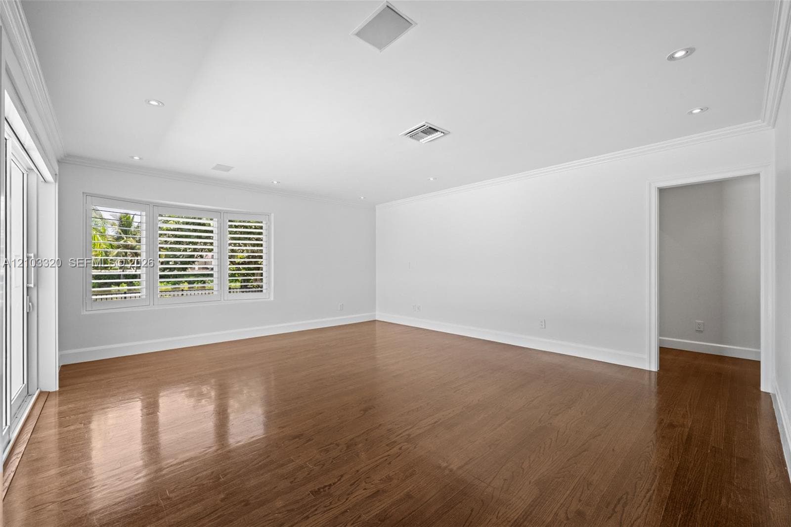 420 Rovino Ave photo 22