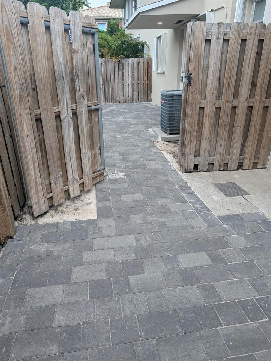OLDAKER 18 AVE RENT PAVER 3
