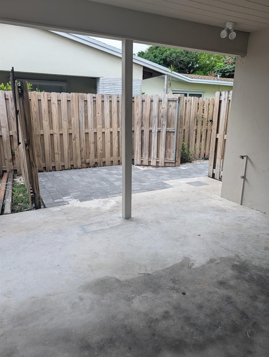 OLDAKER 18 AVE RENT PAVER 2