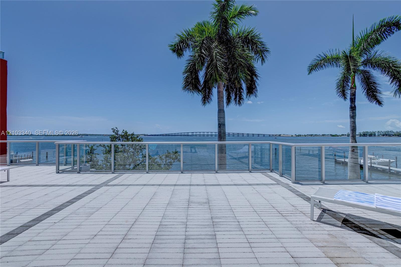 The Palace · #C1008 in Miami - Photo 42