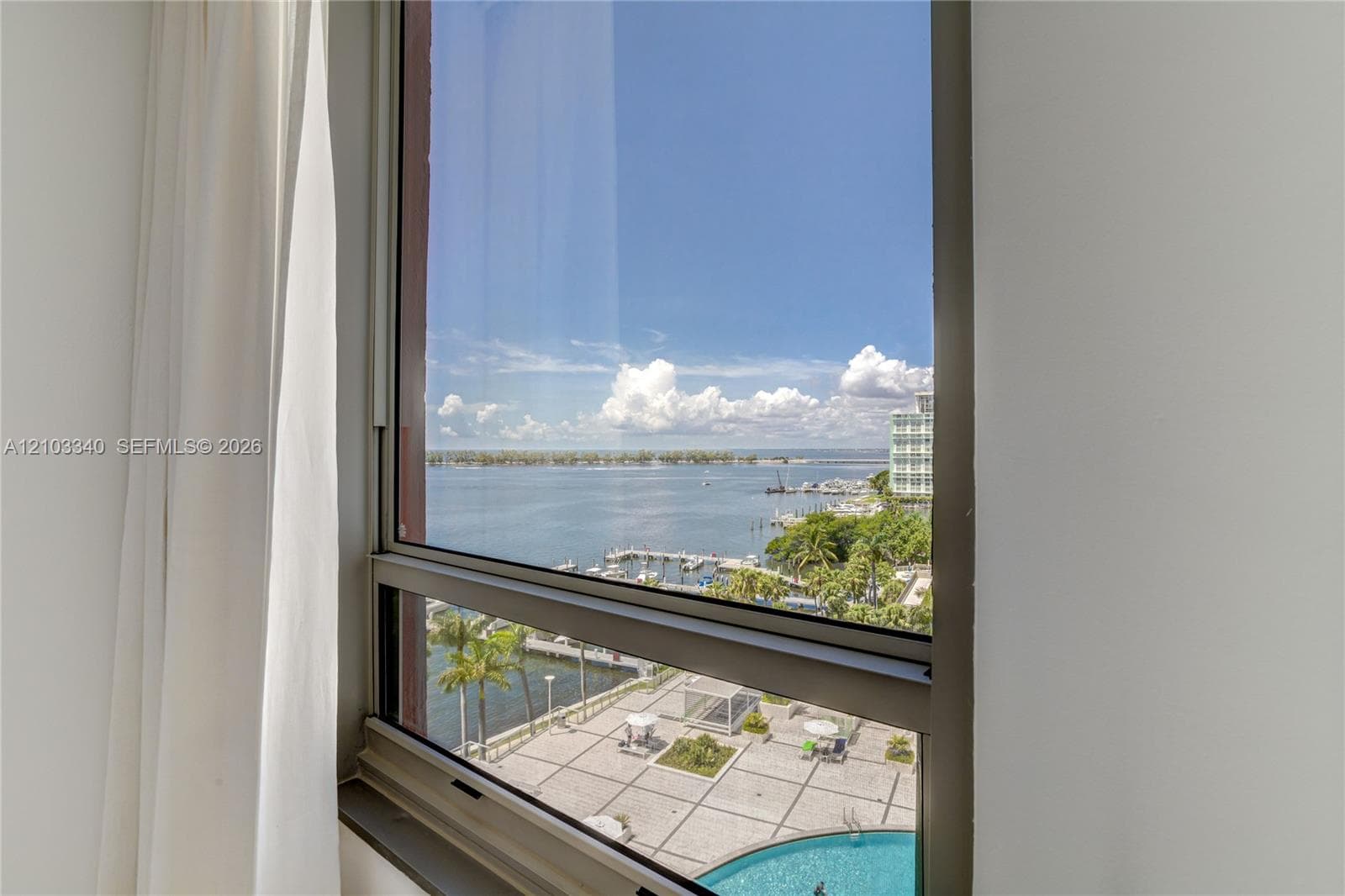 The Palace · #C1008 in Miami - Photo 7