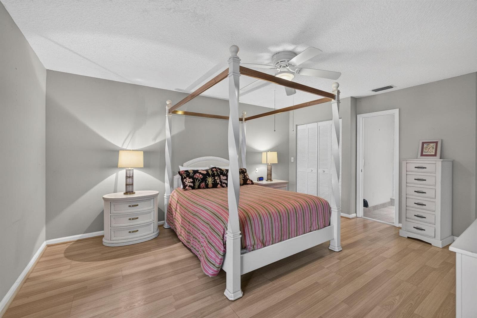 35-web-or-mls-5D1A6397