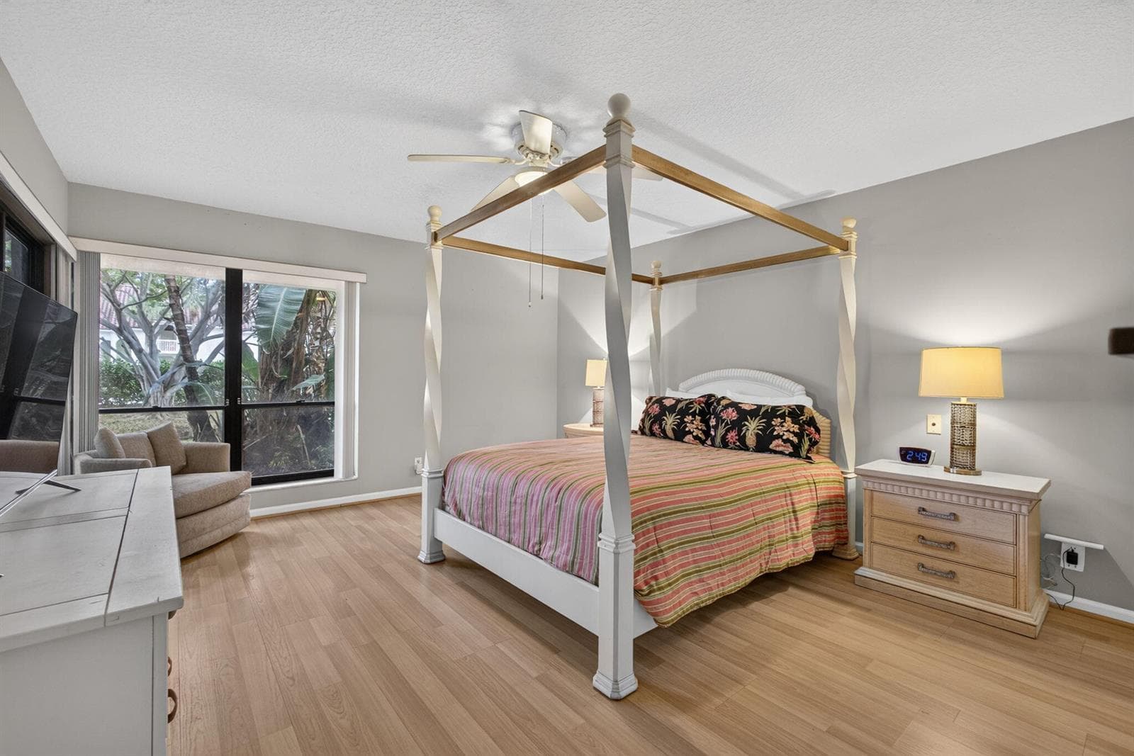 32-web-or-mls-5D1A6381