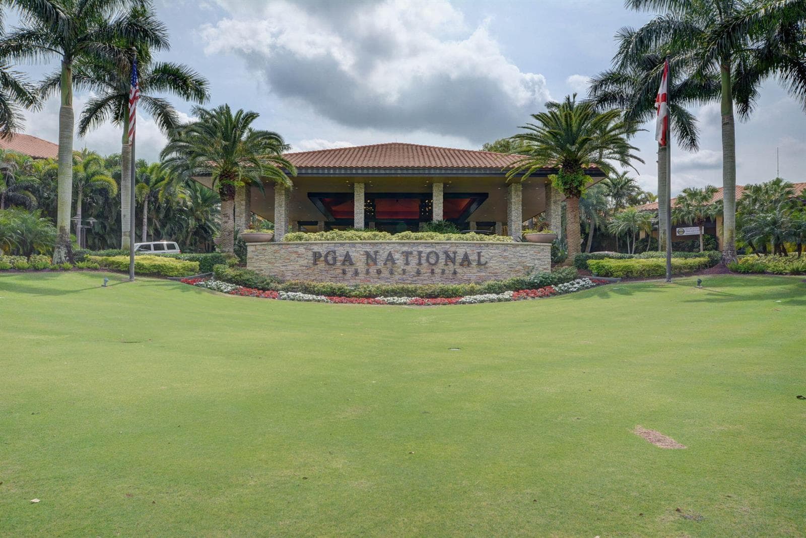 91-web-or-mls-89-print-102-print-PGA Nat