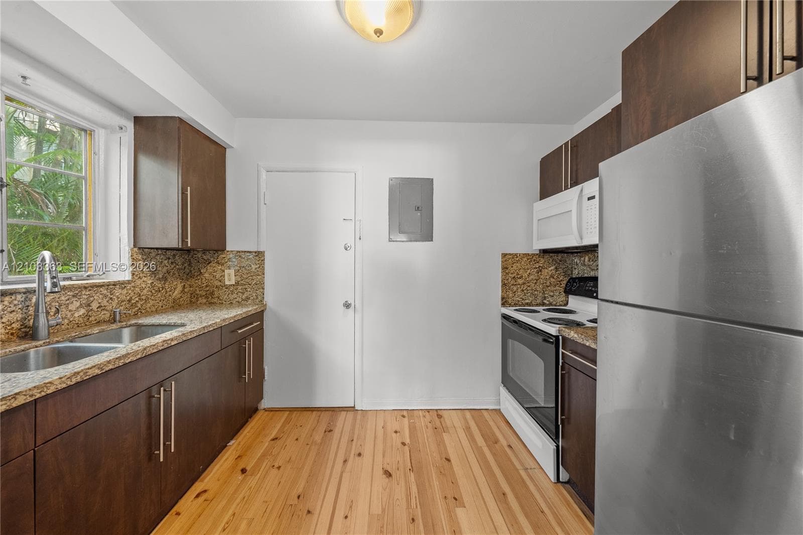 23 Majorca Ave photo 19