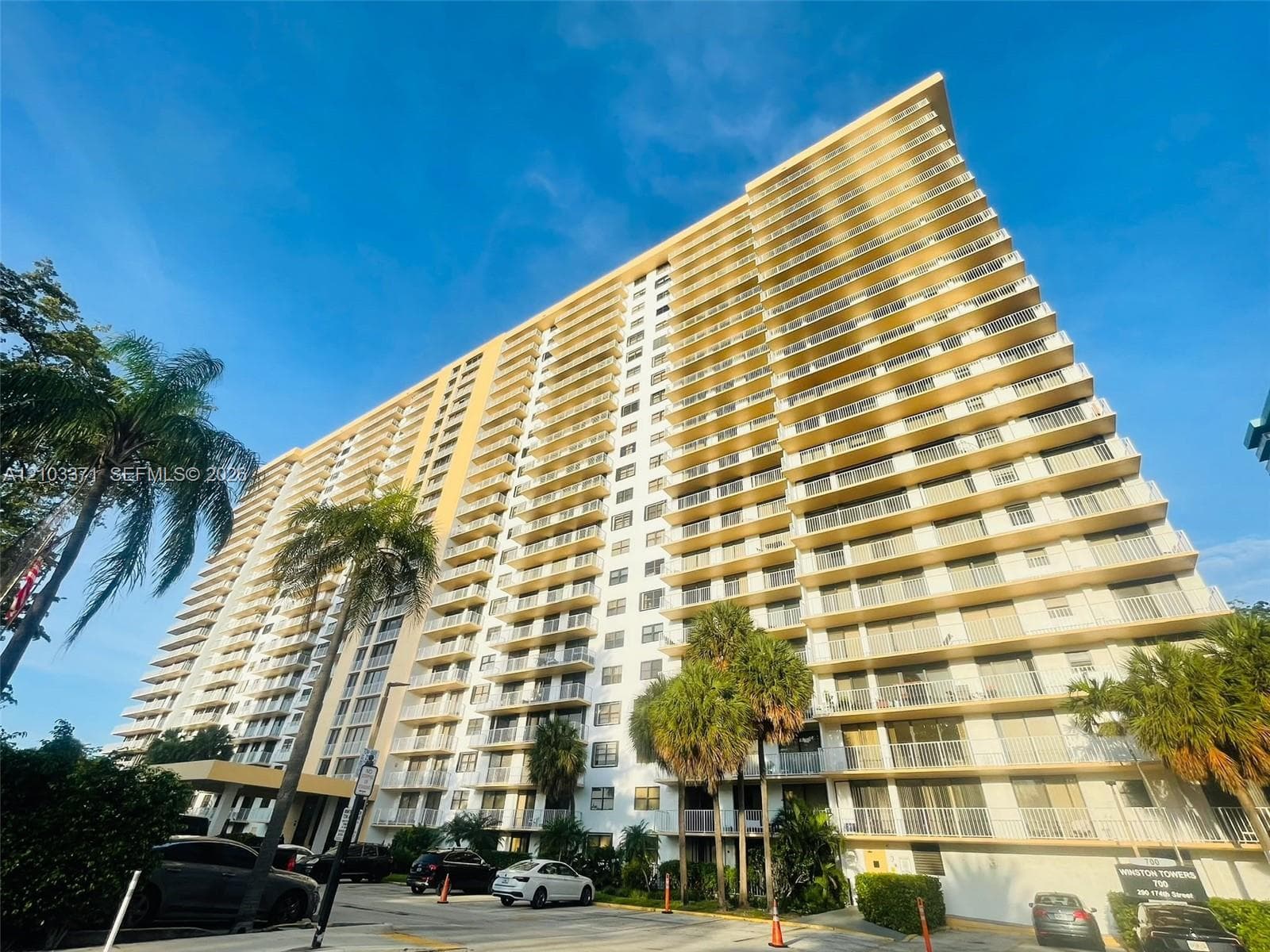 WINSTON TOWERS 700 CONDO · #1118 in Sunny Isles Beach - Photo 27