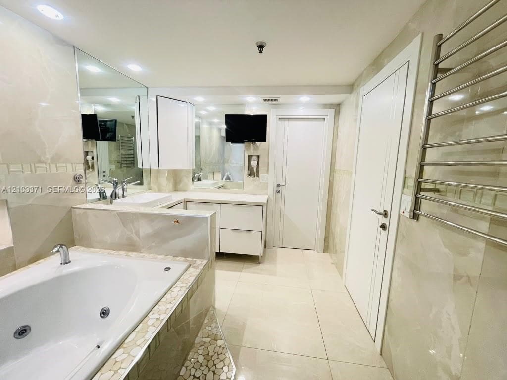 WINSTON TOWERS 700 CONDO · #1118 in Sunny Isles Beach - Photo 6