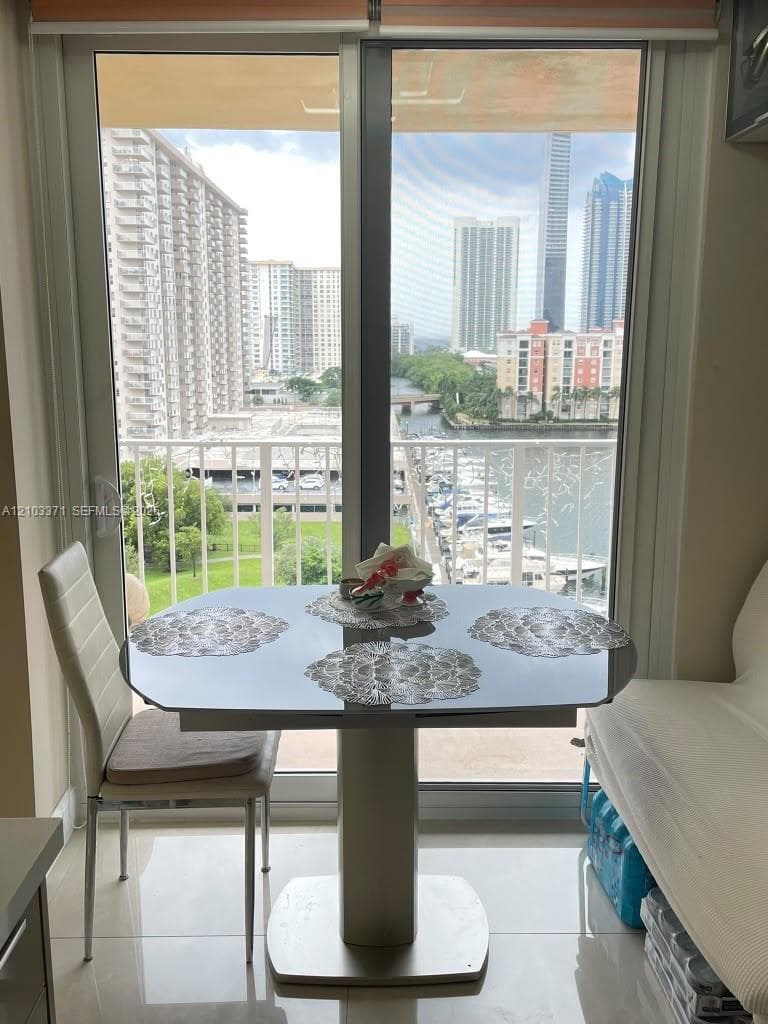 WINSTON TOWERS 700 CONDO · #1118 in Sunny Isles Beach - Photo 26