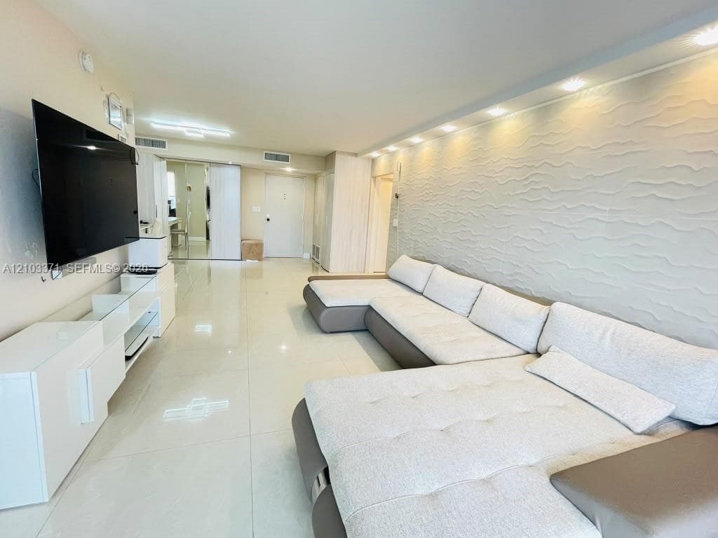 WINSTON TOWERS 700 CONDO · #1118 in Sunny Isles Beach - Photo 20