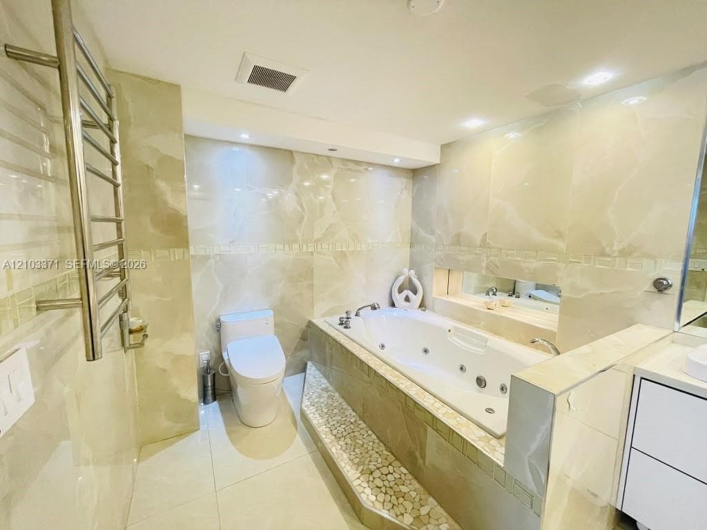 WINSTON TOWERS 700 CONDO · #1118 in Sunny Isles Beach - Photo 8