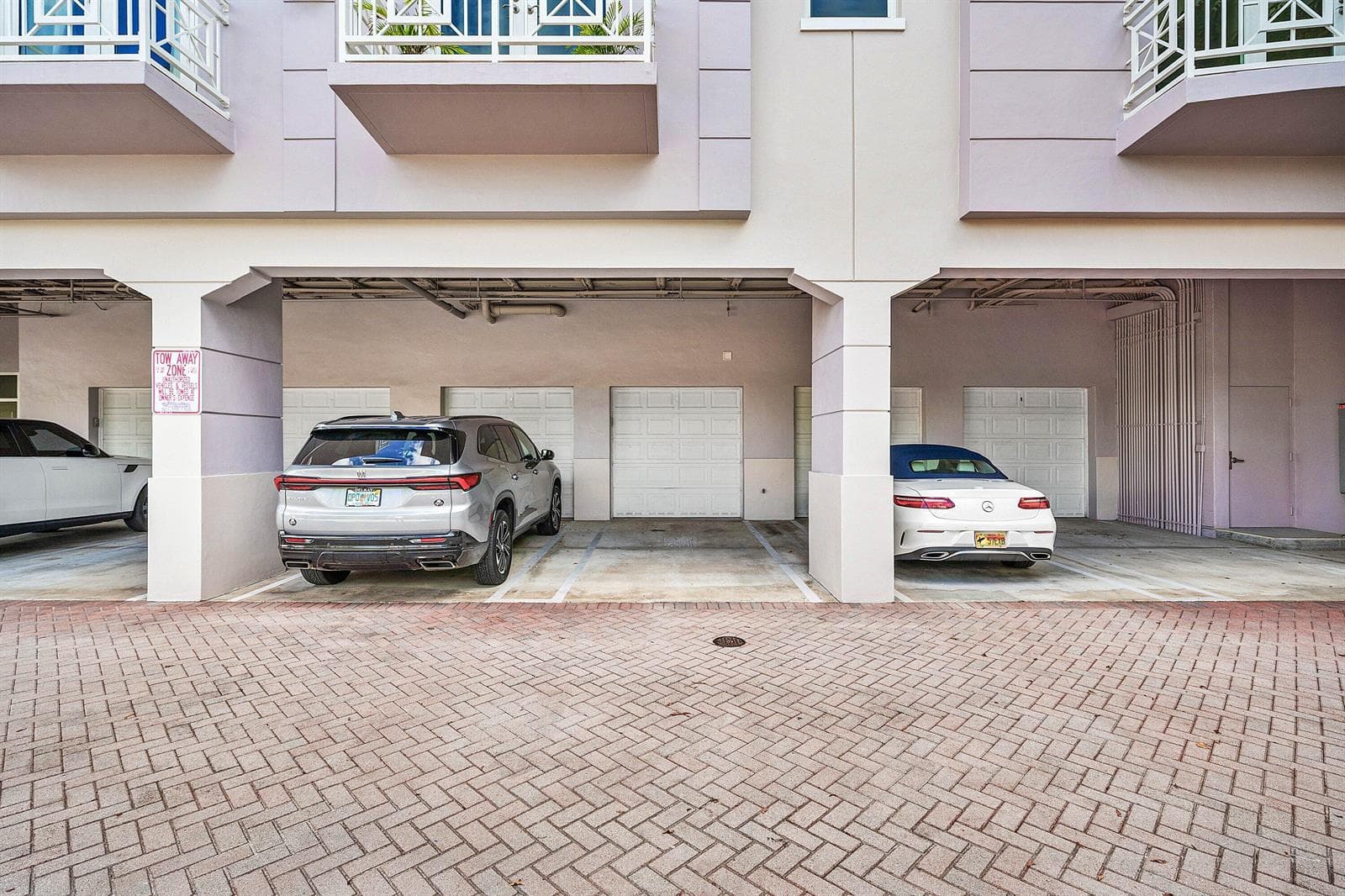 023-12Southeast1stStreet-301-DelrayBeach