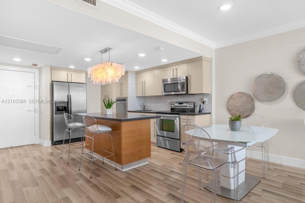 THE CARRIAGE HOUSE CONDO · #343 in Miami Beach - Photo 7