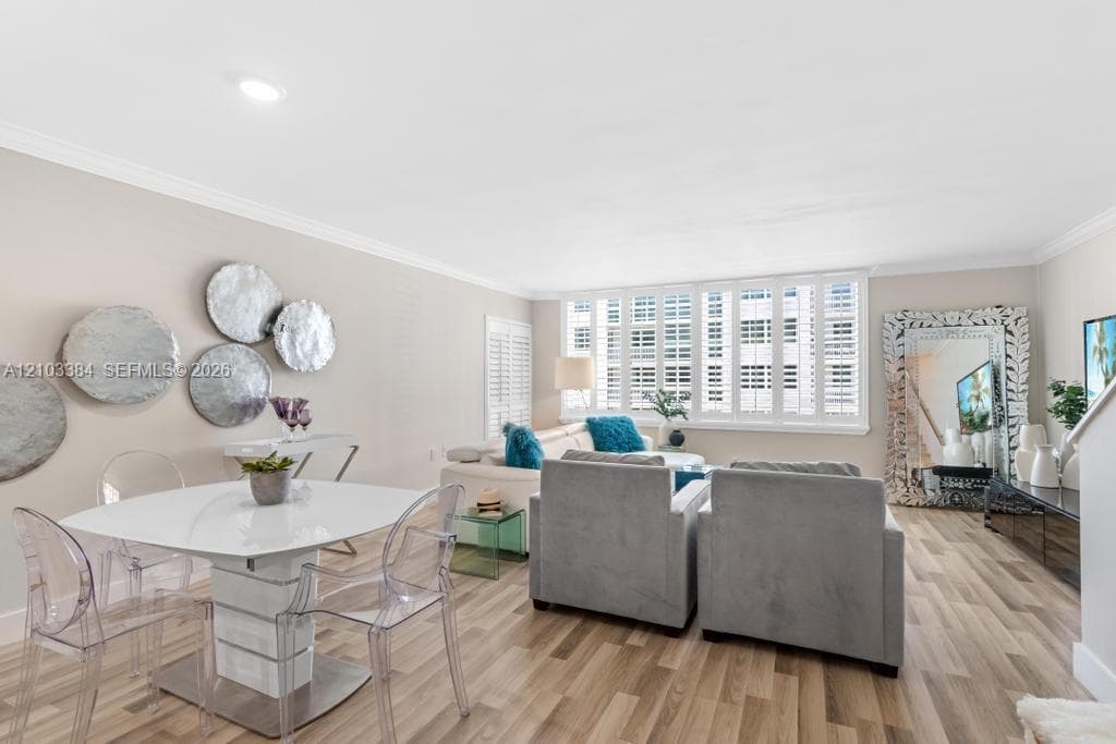THE CARRIAGE HOUSE CONDO · #343 in Miami Beach - Photo 3