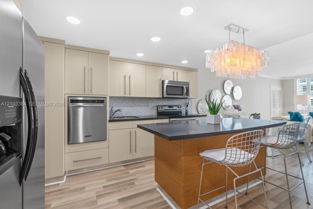 THE CARRIAGE HOUSE CONDO · #343 in Miami Beach - Photo 8