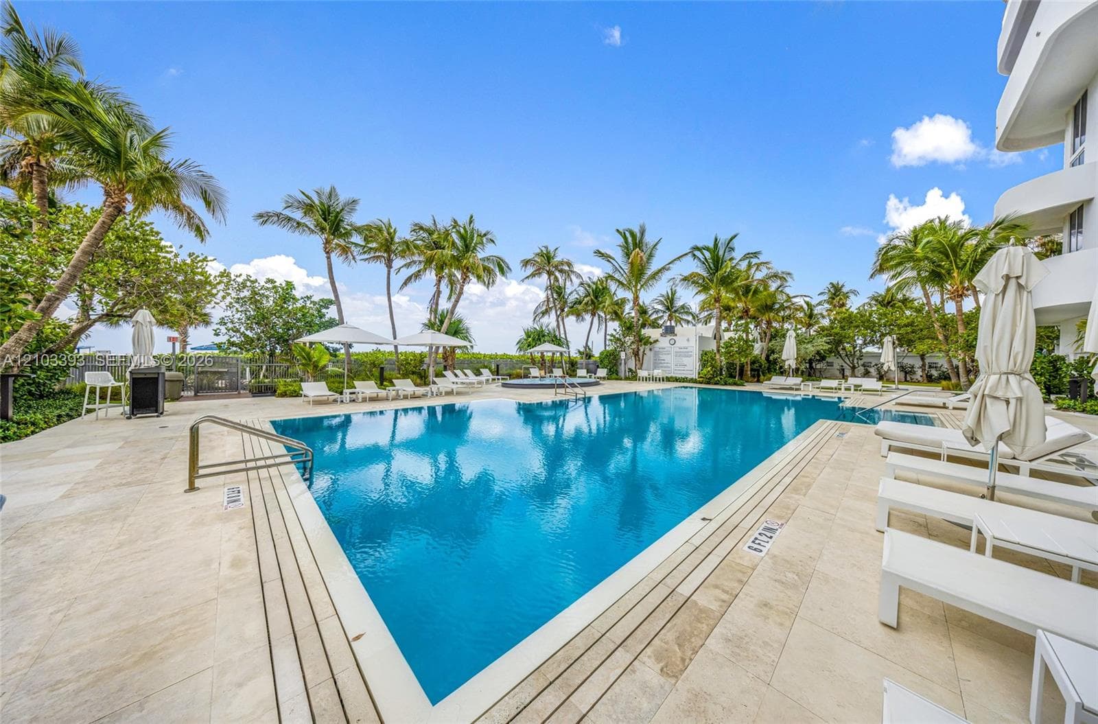 Akoya · #1809 in Miami Beach - Photo 17