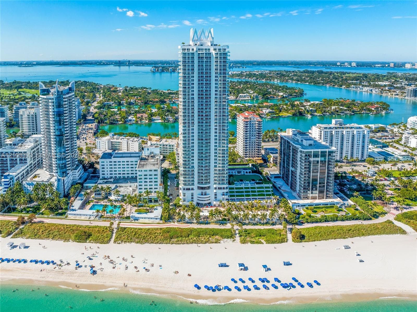 Akoya · #1809 in Miami Beach - Photo 34