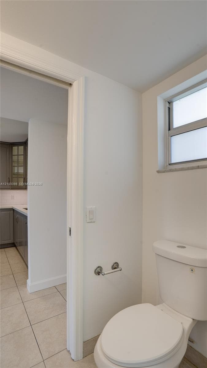CORAL WAY VILLAGE CONDO · #C31 in Miami - Photo 22