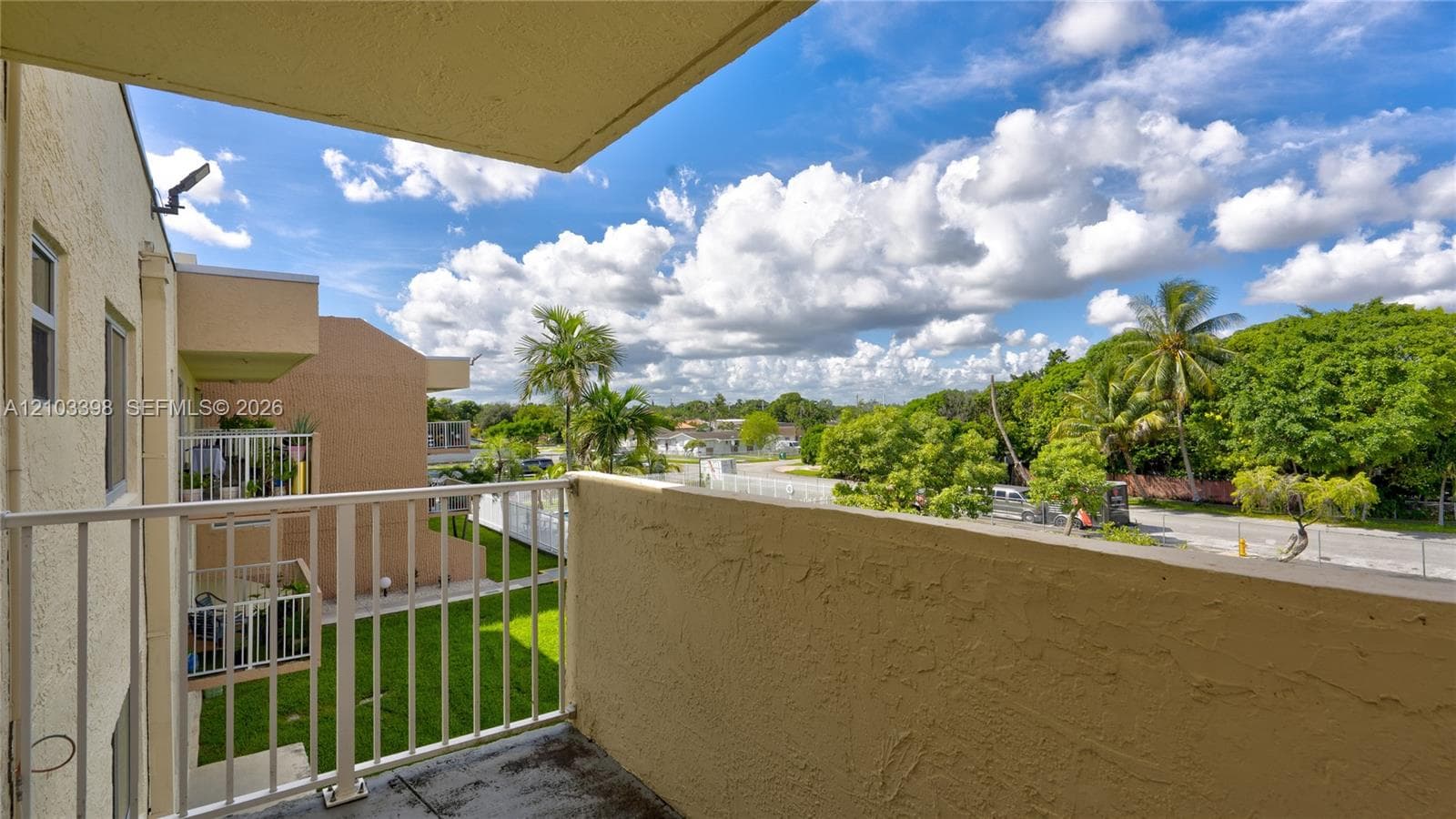 CORAL WAY VILLAGE CONDO · #C31 in Miami - Photo 9
