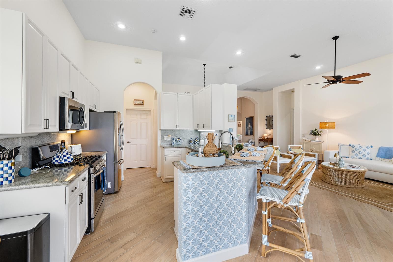 90MontereyPointeDr-PalmBeachGardens-