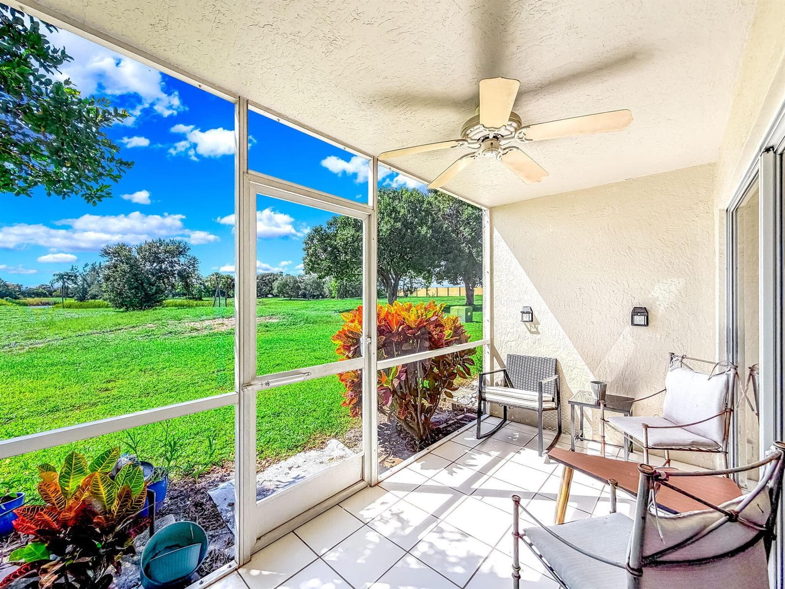 51-web-or-mls-JOY_055560