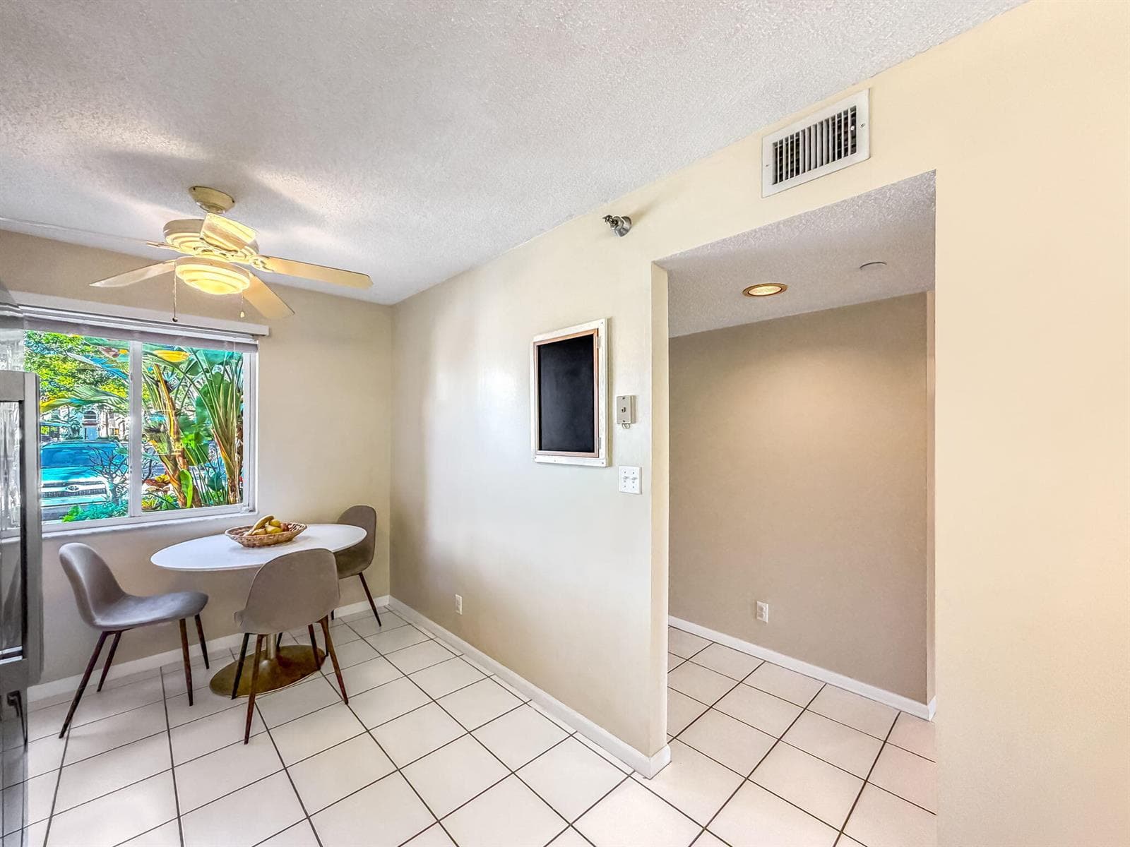 33-web-or-mls-JOY_055470