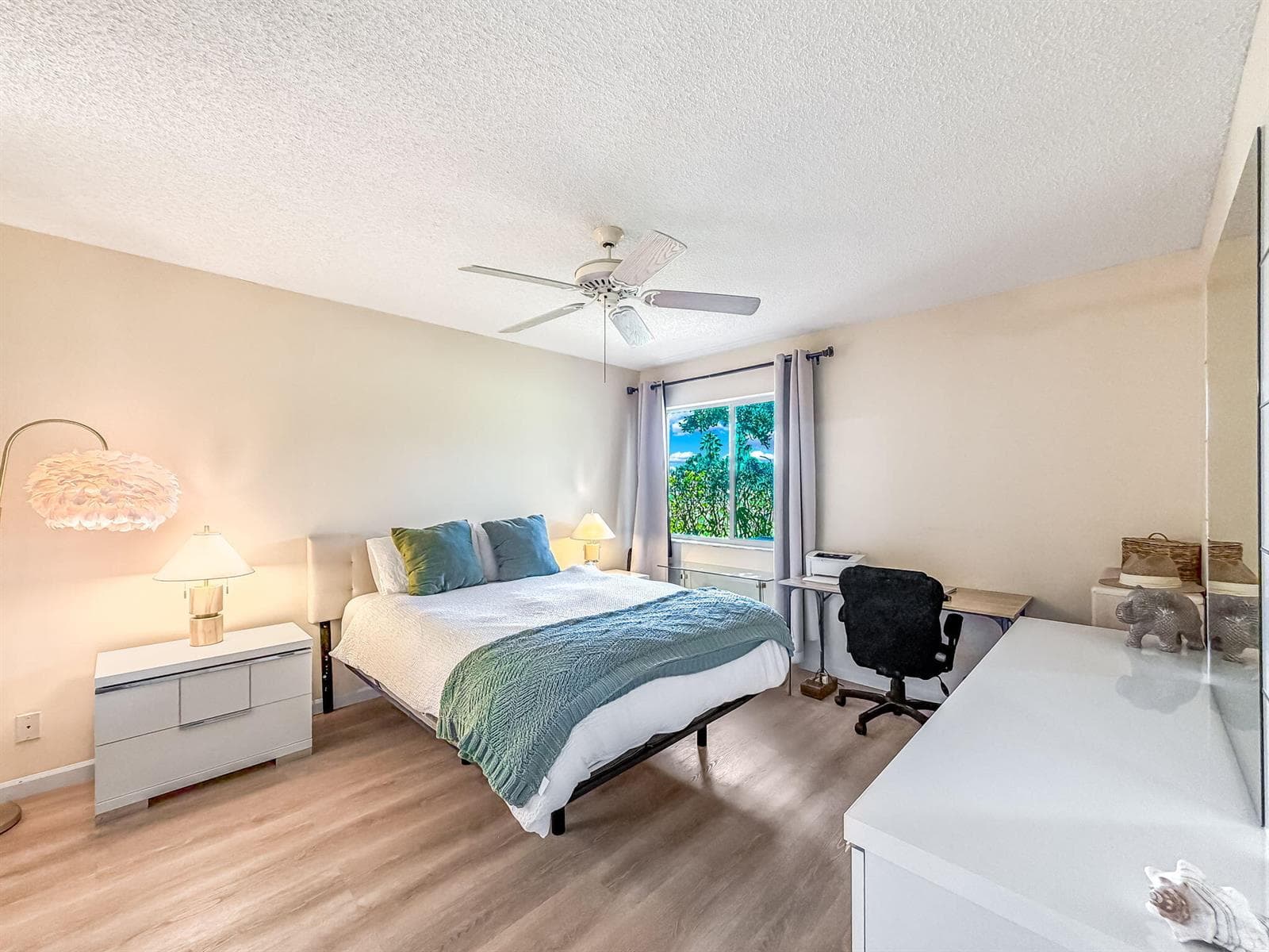 46-web-or-mls-JOY_055535