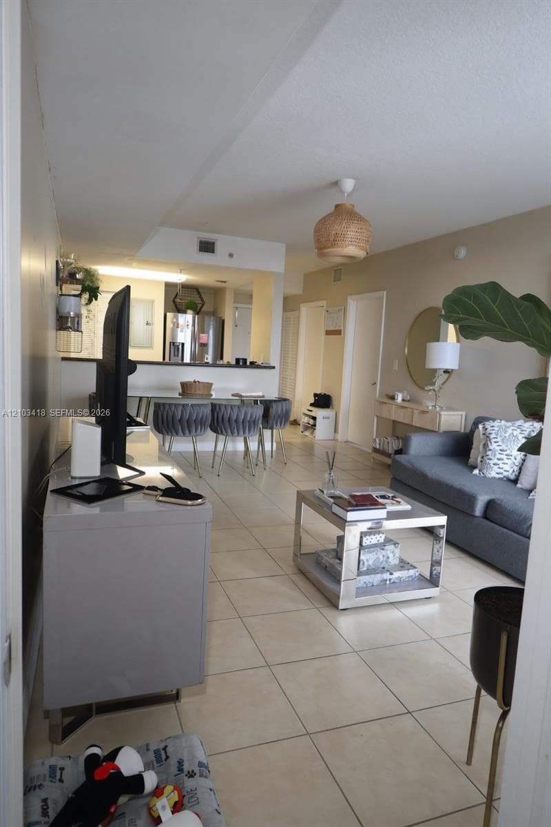Altos de Miami Condo · #1004 in Miami - Photo 3