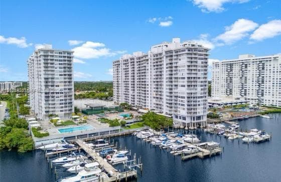 DEL PRADO MARINA · #702 in Aventura - Photo 1