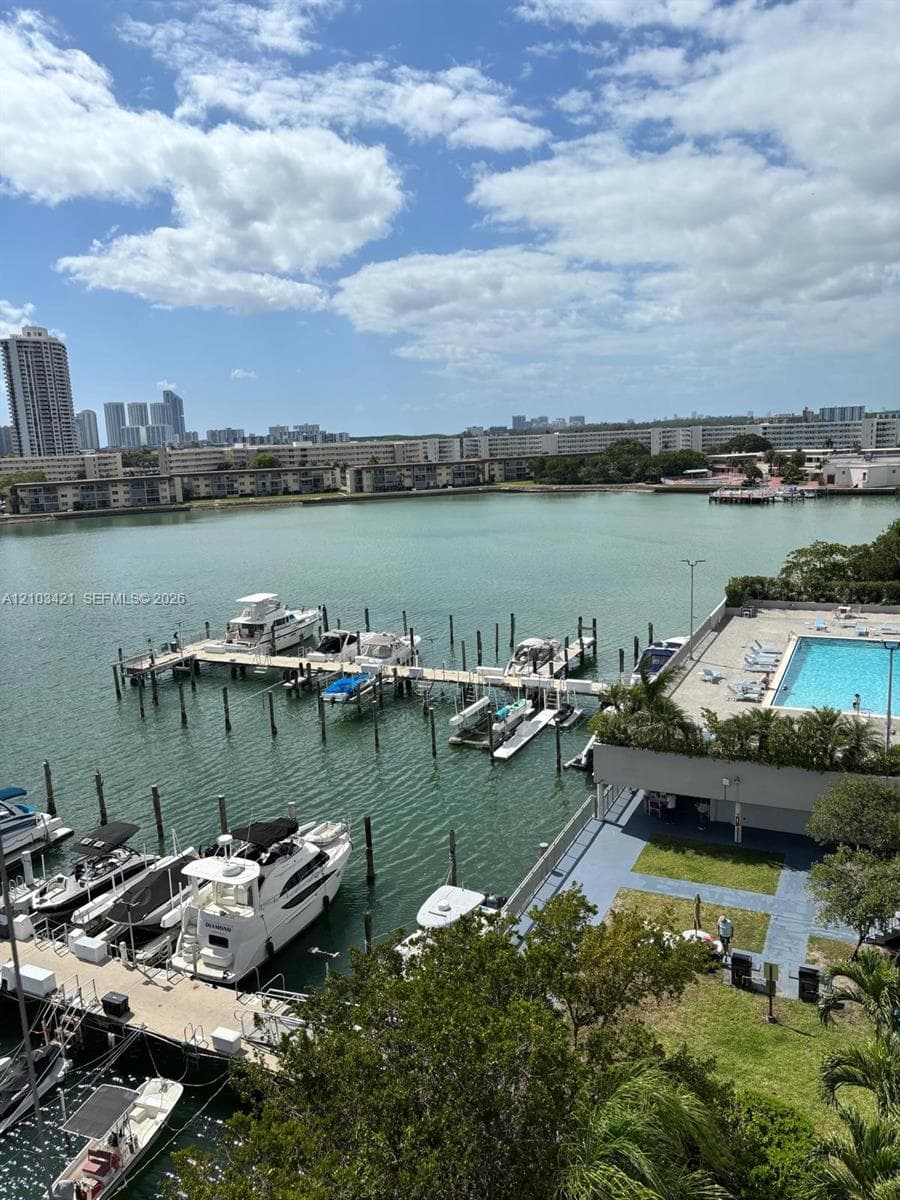 DEL PRADO MARINA · #702 in Aventura - Photo 9