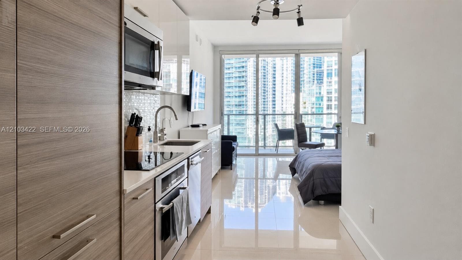 Brickell House · #2112 in Miami - Photo 2