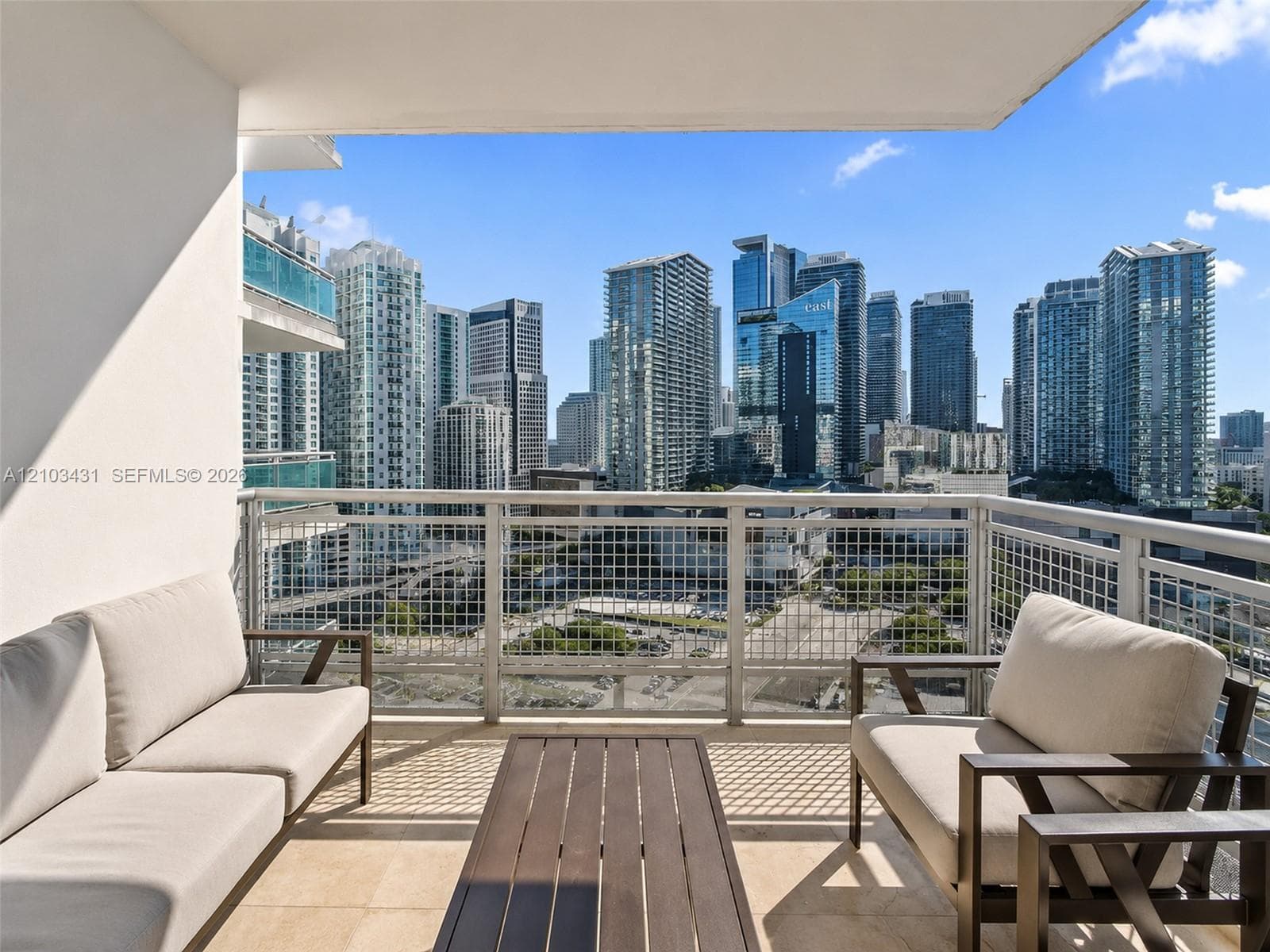 Wind at Riverfront · #2304 in Miami - Photo 32