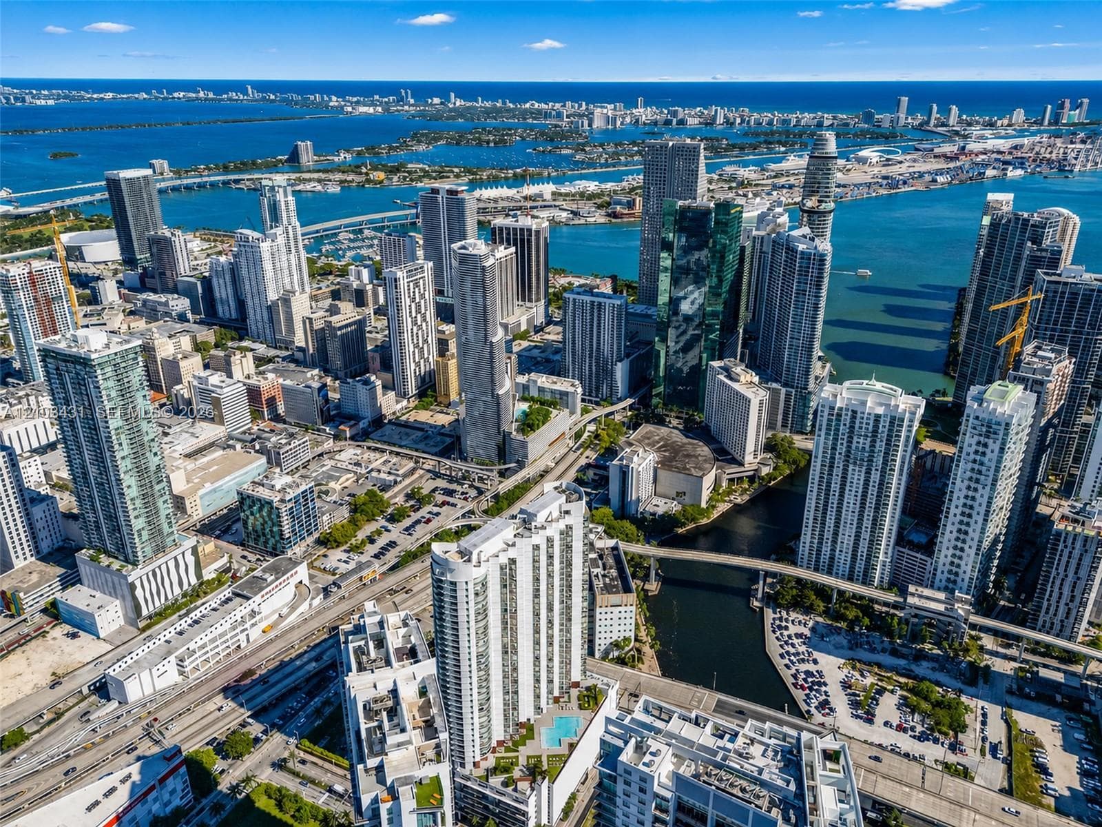 Wind at Riverfront · #2304 in Miami - Photo 28