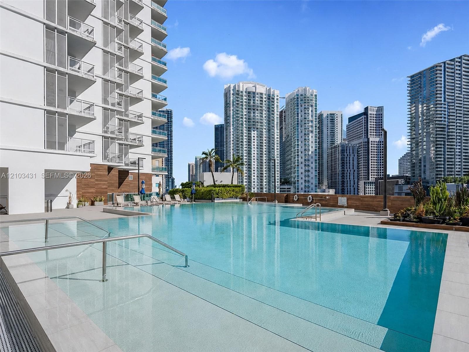 Wind at Riverfront · #2304 in Miami - Photo 41
