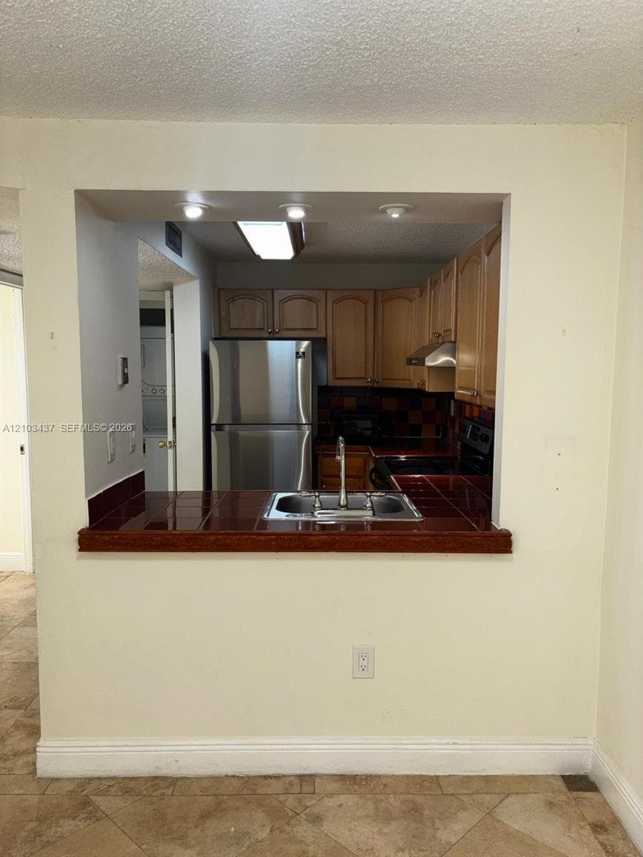 PALM GARDENS CONDO · #208 in Miami - Photo 6