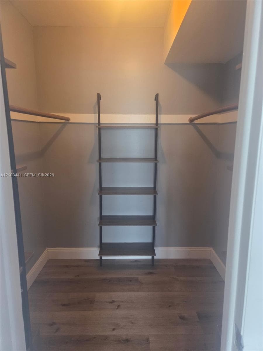 VENICE ISLE CONDO · #508 in North Miami Beach - Photo 15