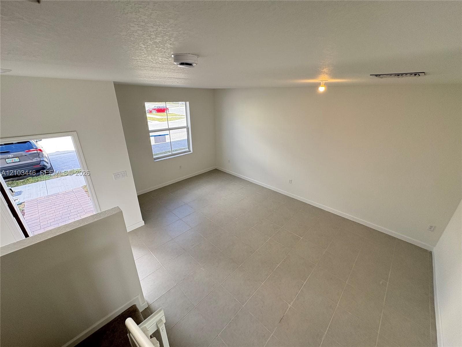 2558 SE 29th St #2558 photo 2