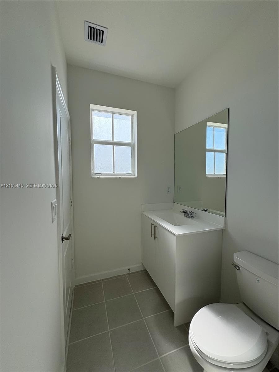 2558 SE 29th St #2558 photo 24