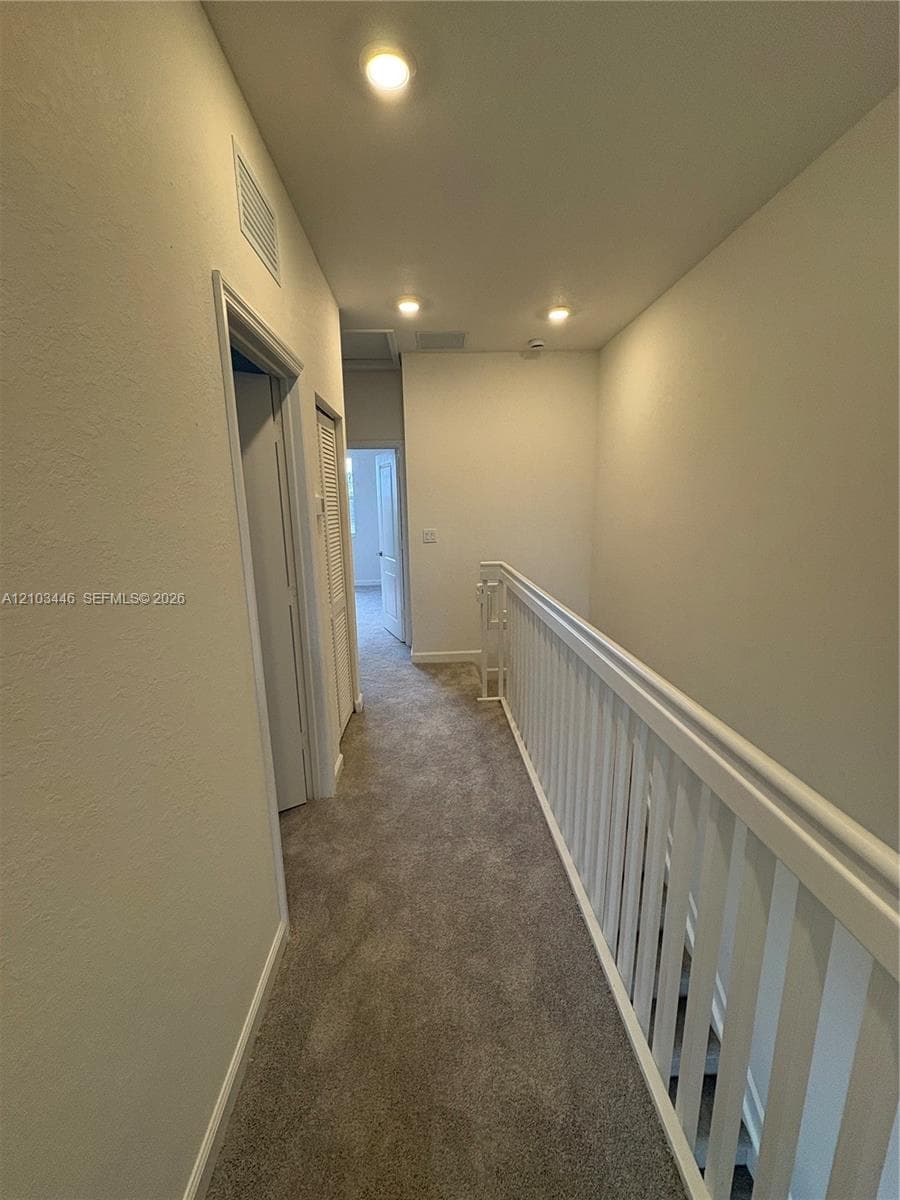 2558 SE 29th St #2558 photo 14