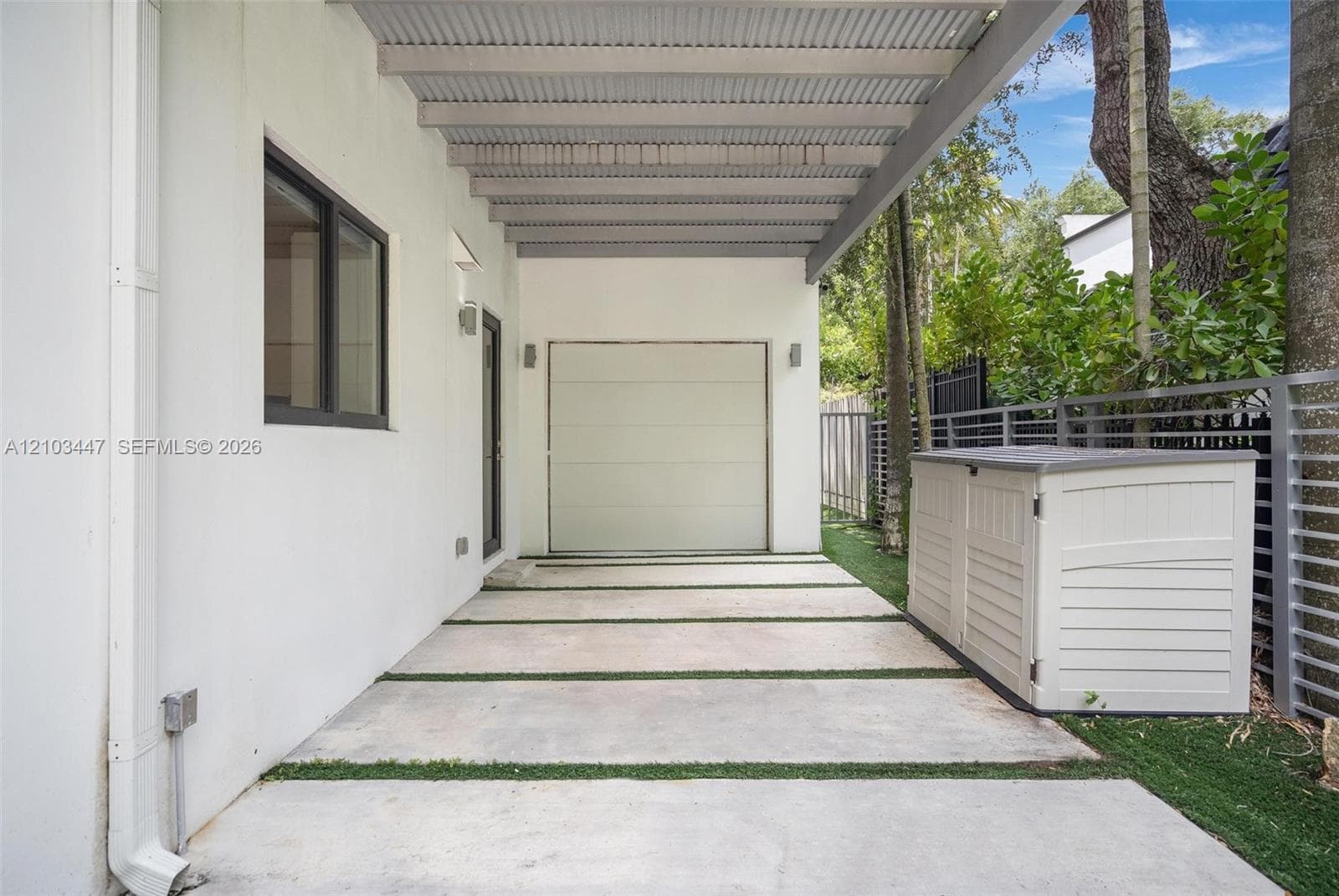Carport