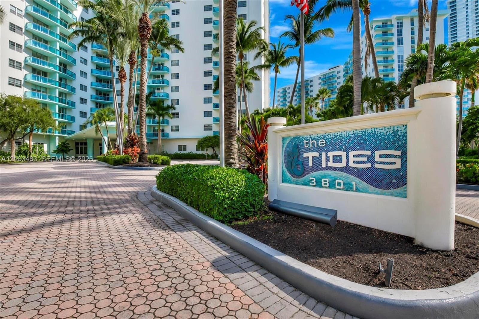 Tides on Hollywood Beach · #8J in Hollywood - Photo 1