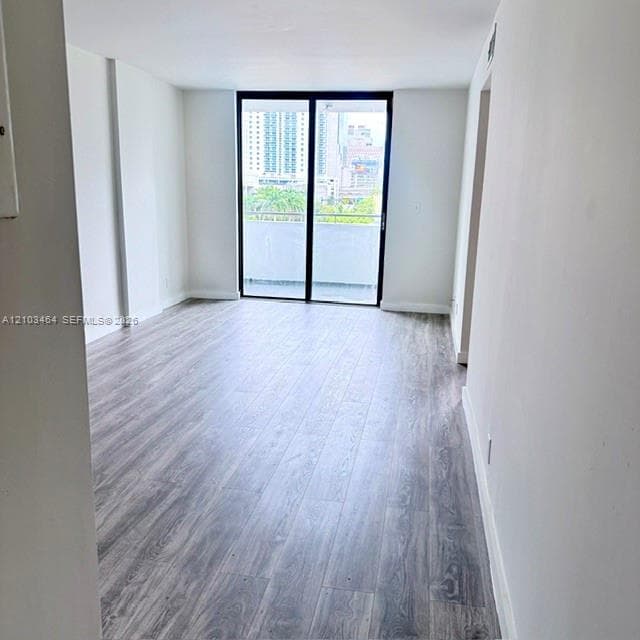 RIOPLAZA CONDOMINIUM SOUT · #603 in Miami - Photo 8