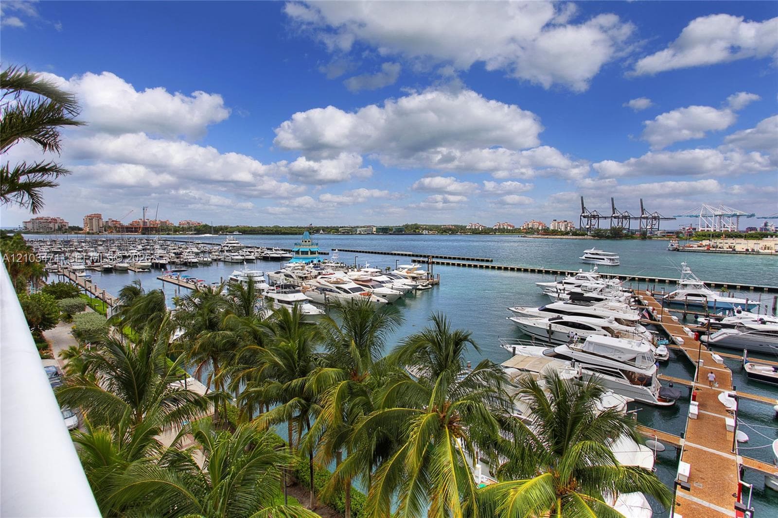 Murano Grande · #811 in Miami Beach - Photo 30