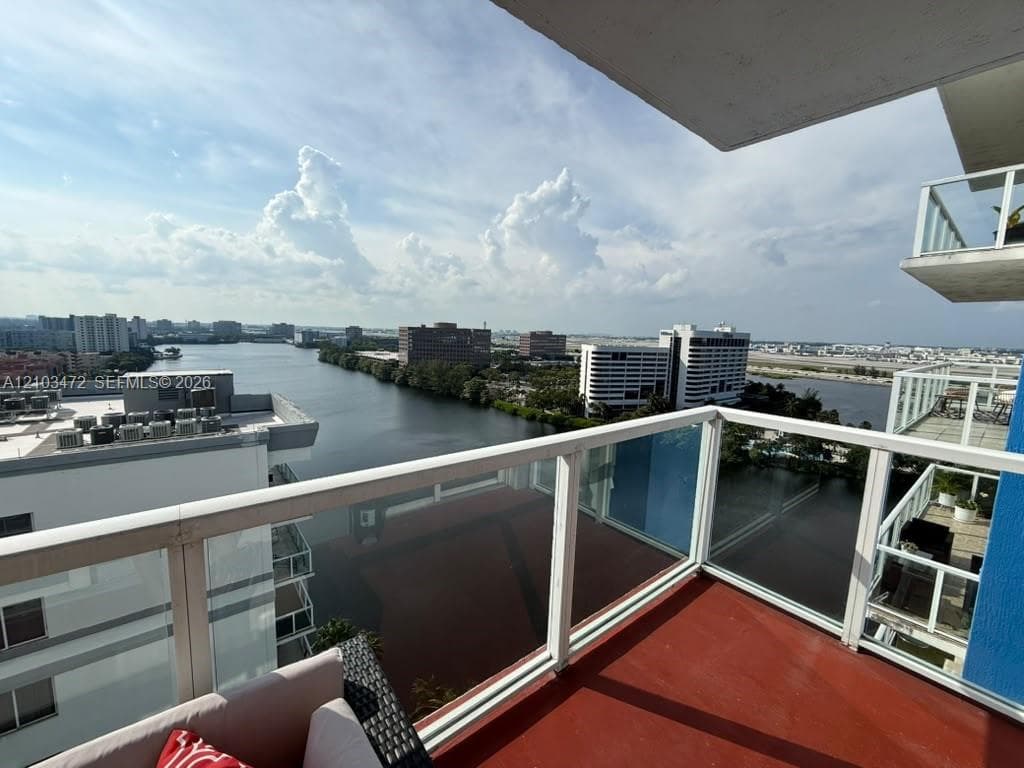 BLUE LAGOON CONDO · #PH3 (1603) in Miami - Photo 1