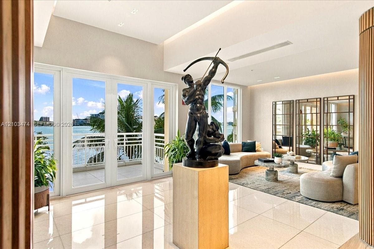 One Tequesta Point · #1005 in Miami - Photo 3