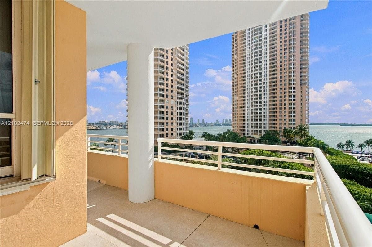 One Tequesta Point · #1005 in Miami - Photo 31