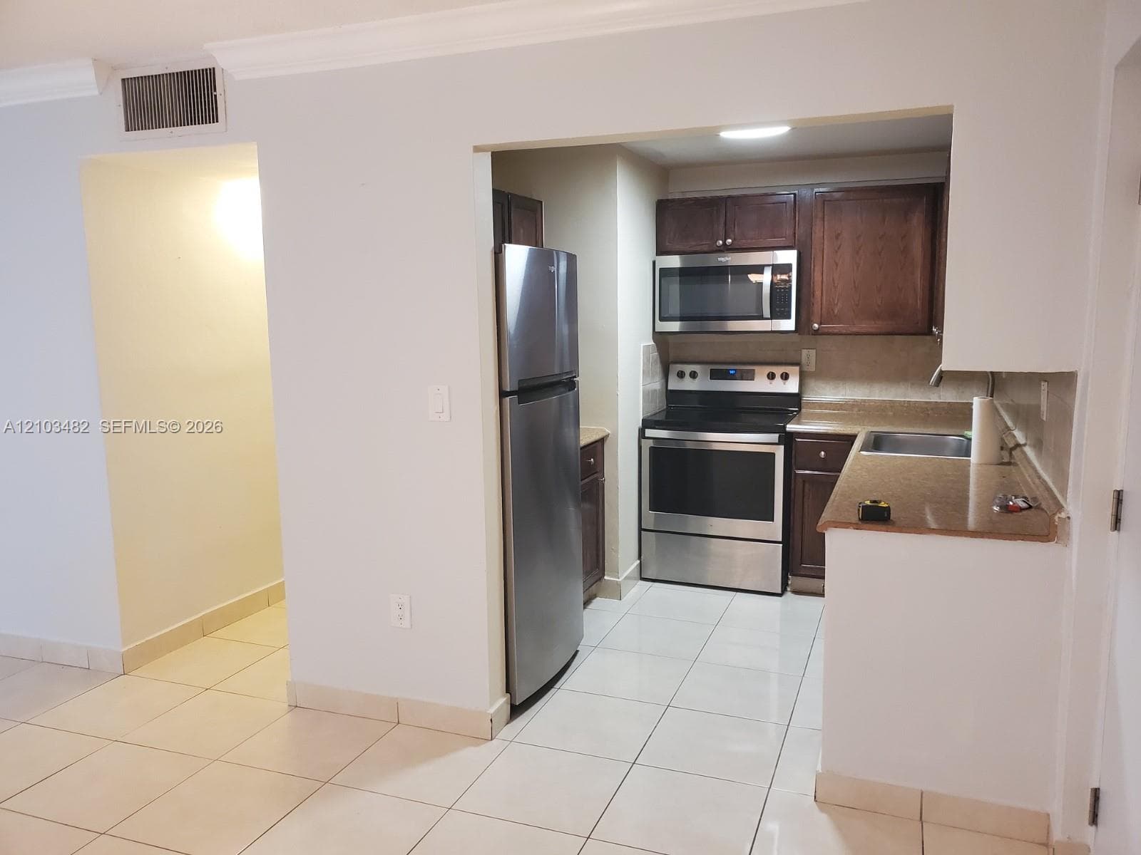 MIAMI PARADISE CONDO · #103 in Miami - Photo 7