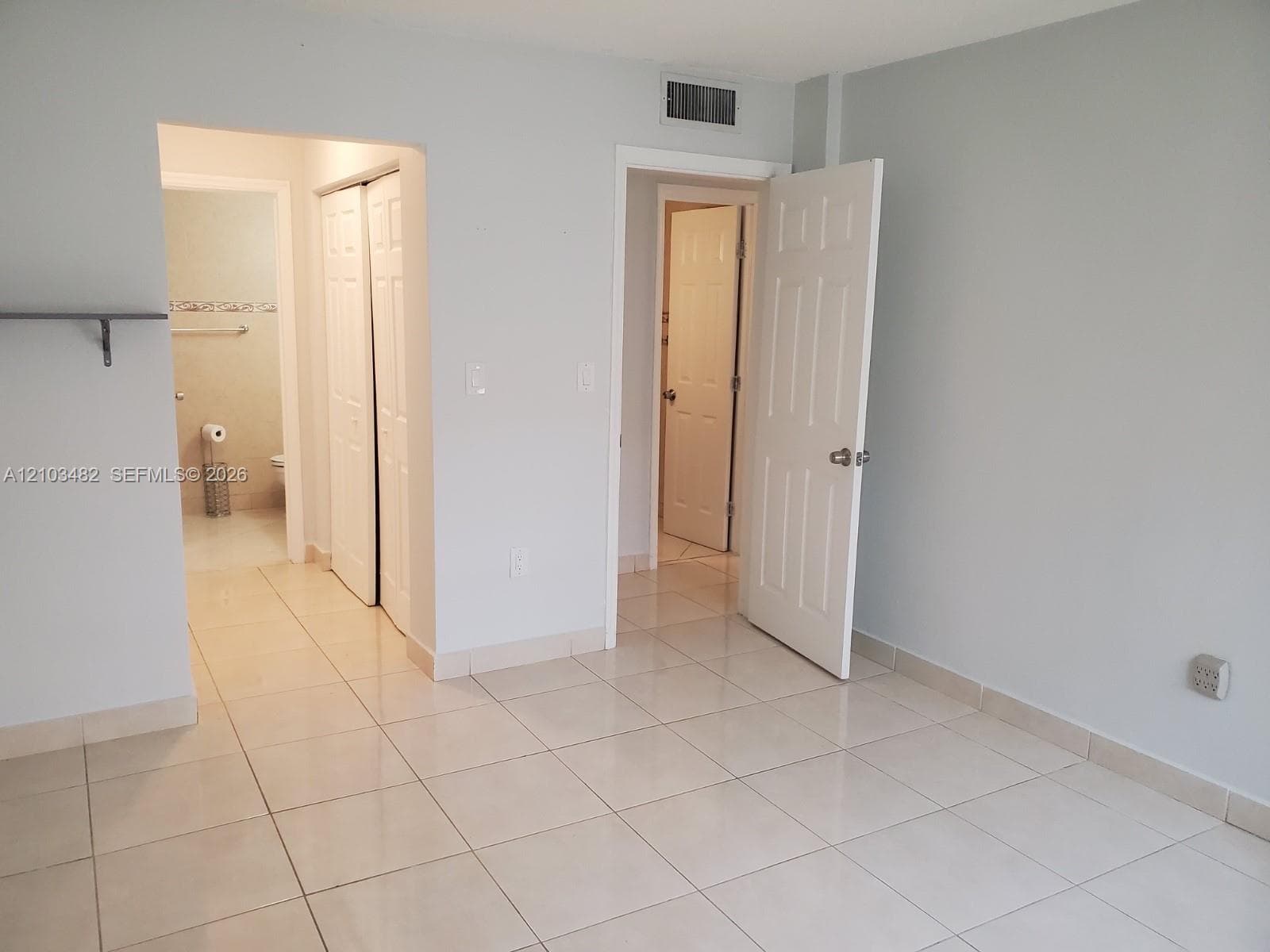 MIAMI PARADISE CONDO · #103 in Miami - Photo 10
