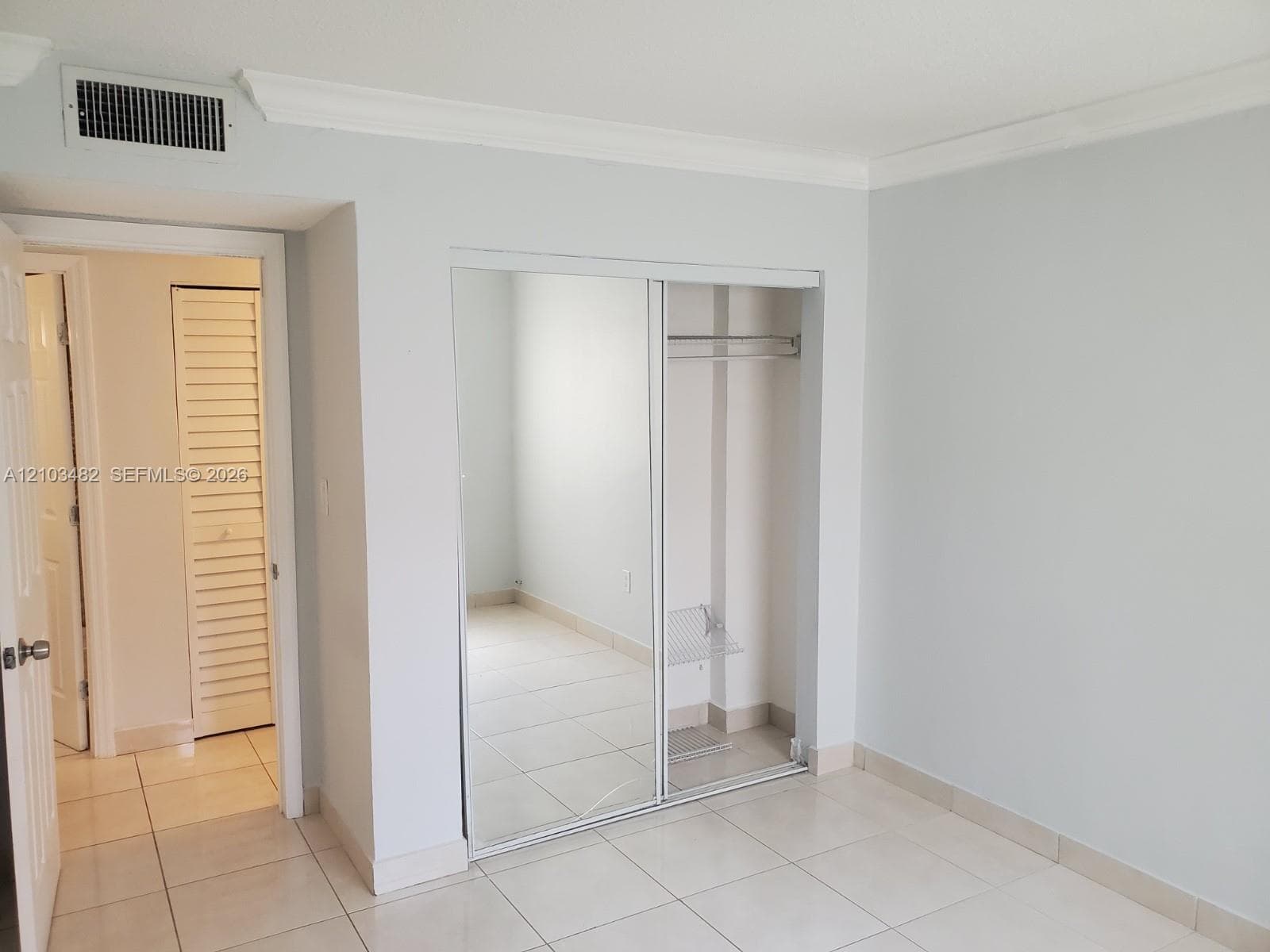 MIAMI PARADISE CONDO · #103 in Miami - Photo 14