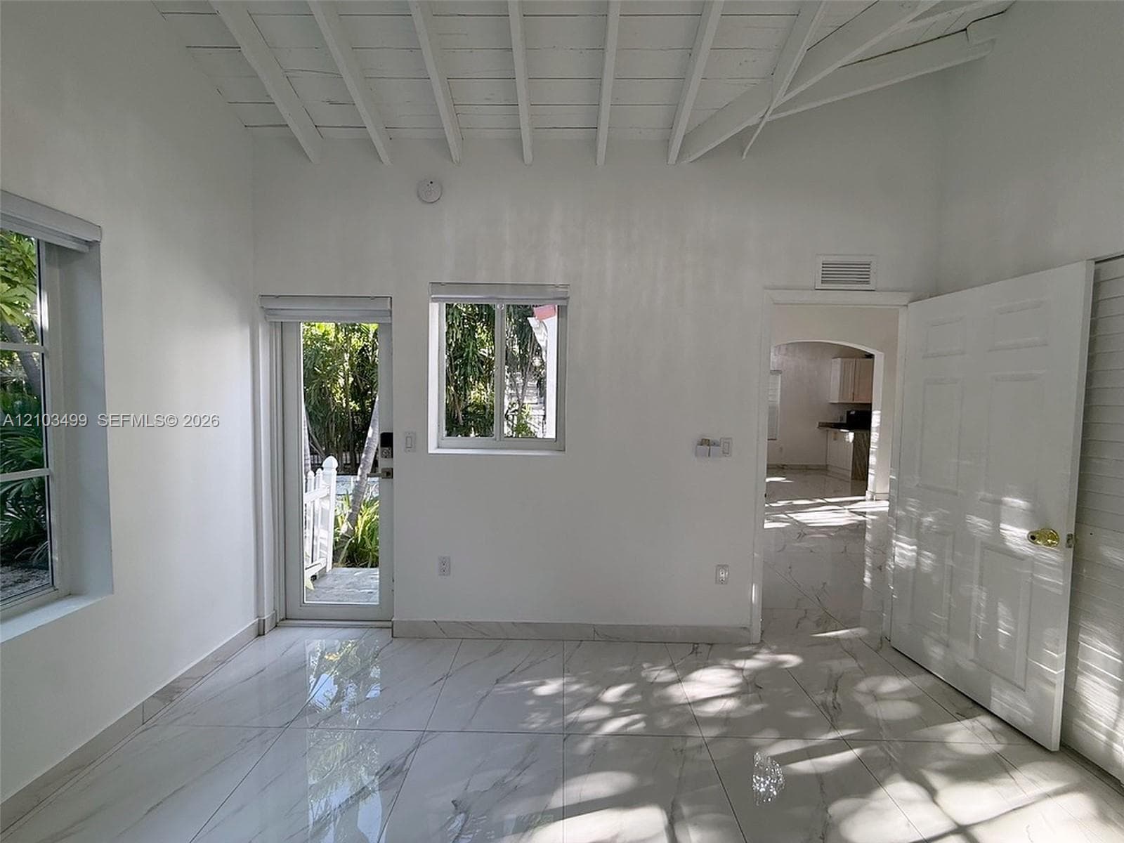 719 Lenox Ave photo 27