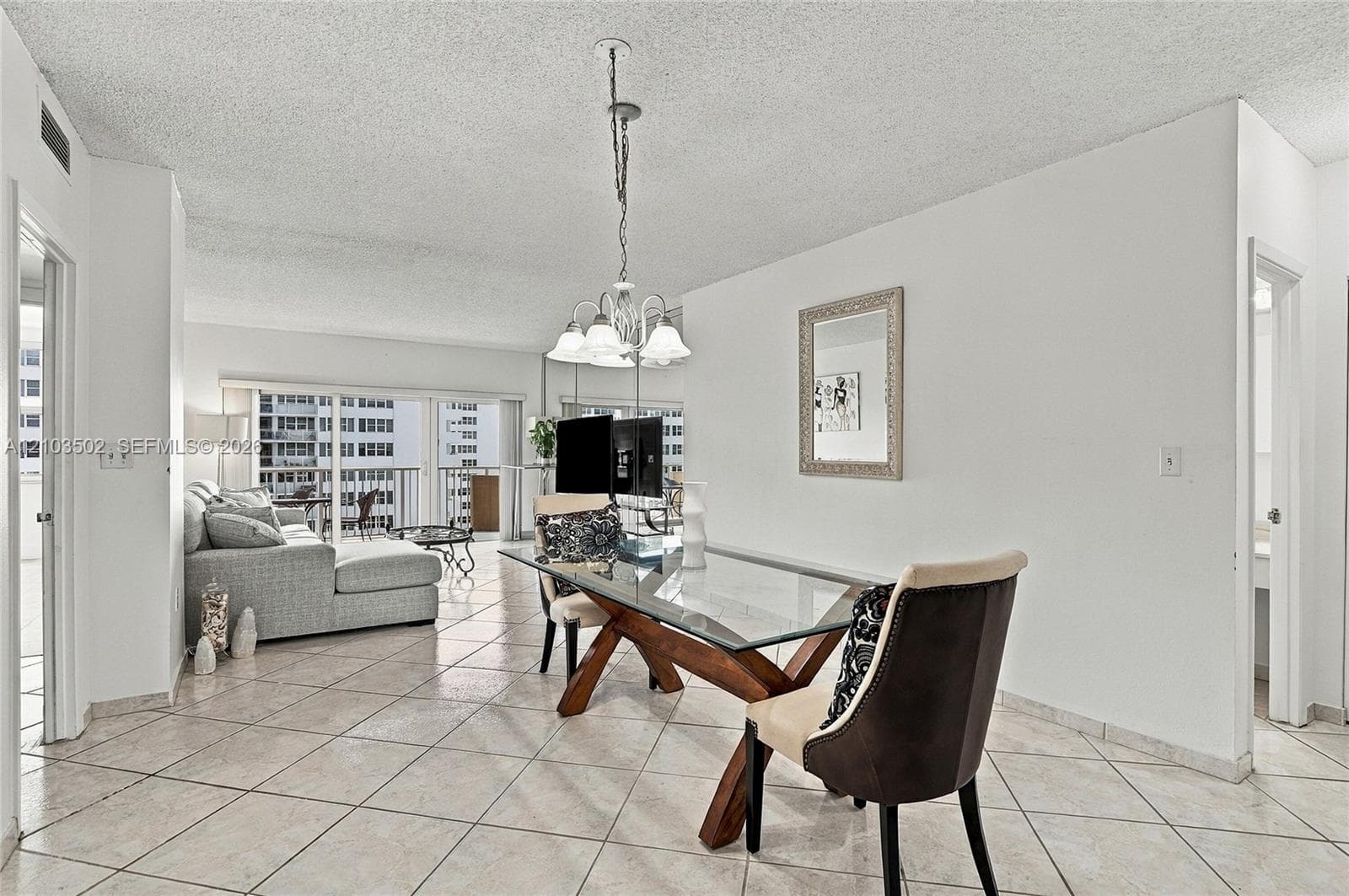 Hemispheres · #19A in Hallandale Beach - Photo 2
